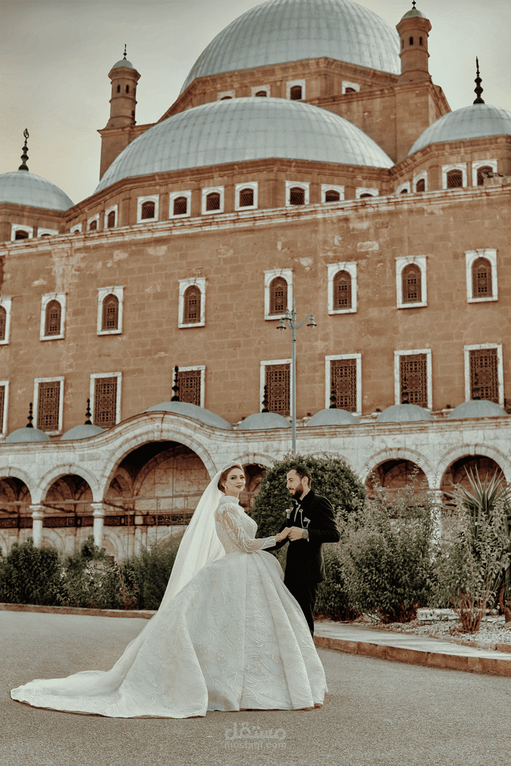 بعد خدماتى فى تصميم الصور و تعديل عليه