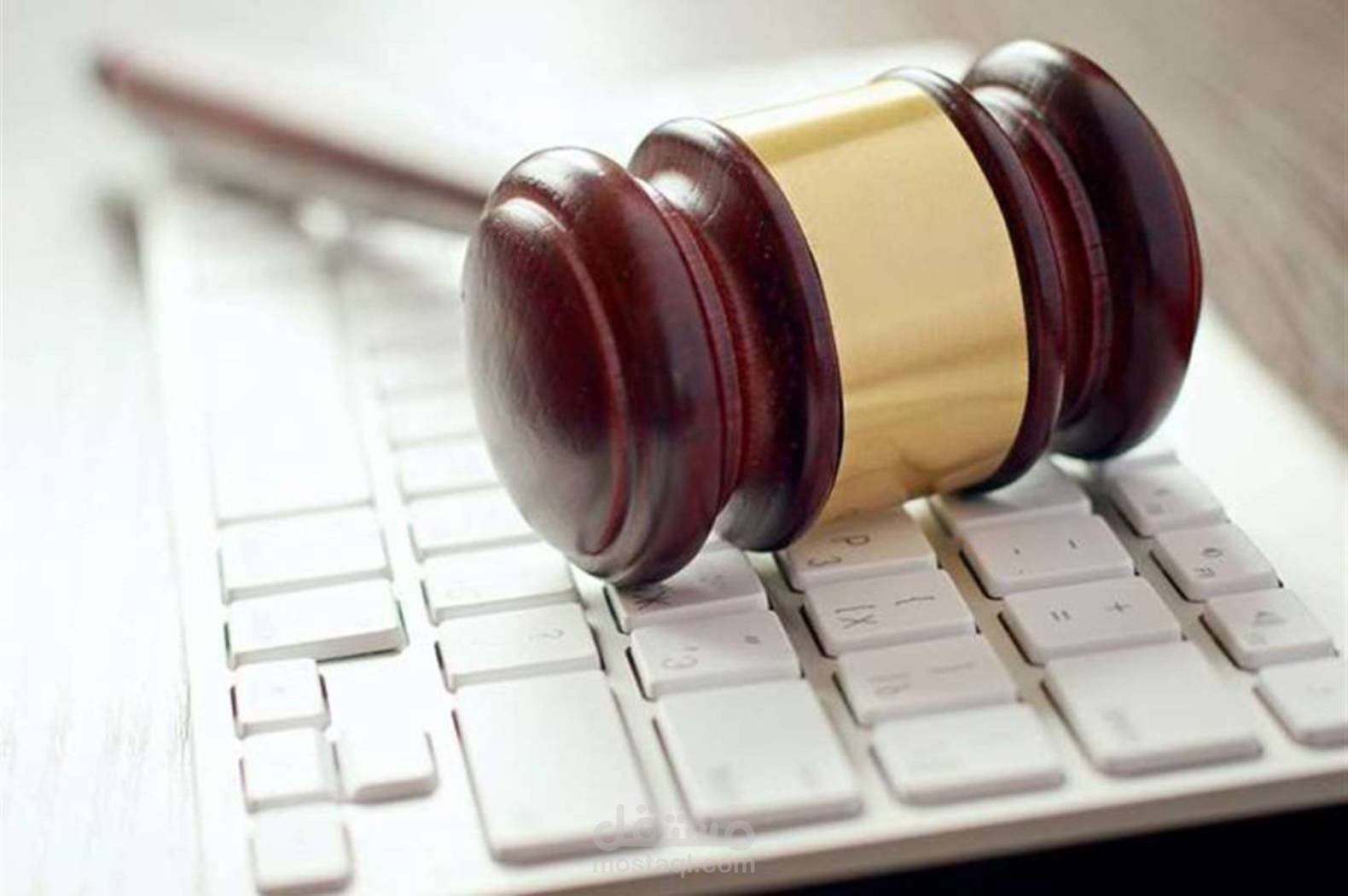 صياغة و كتابة مذكرات الدفاع و صحف الدعاوى - واتمام كافة اجراءات التقاضى