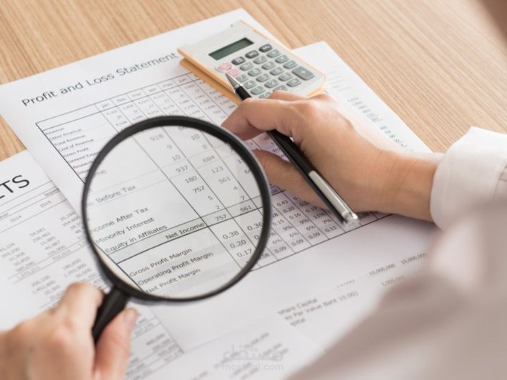 مراجعة وتدقيق الحسابات وإعداد تقارير مالية للإدارة