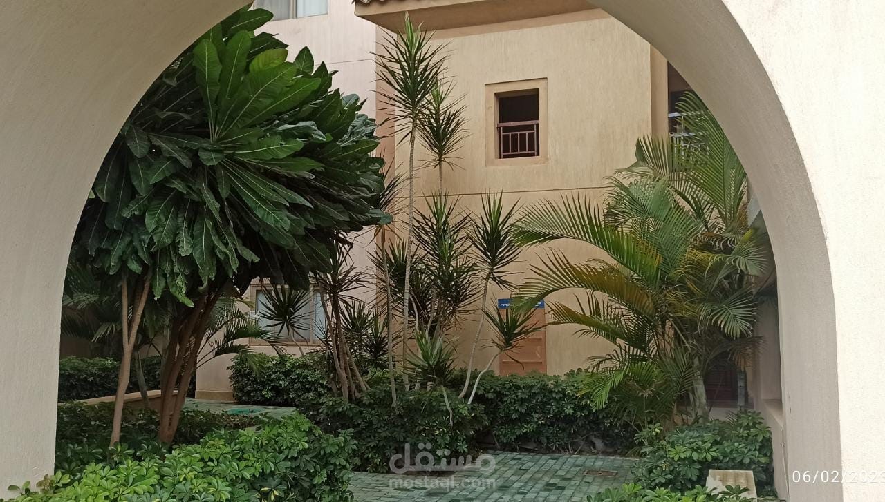 وحدات خاصه private gardens