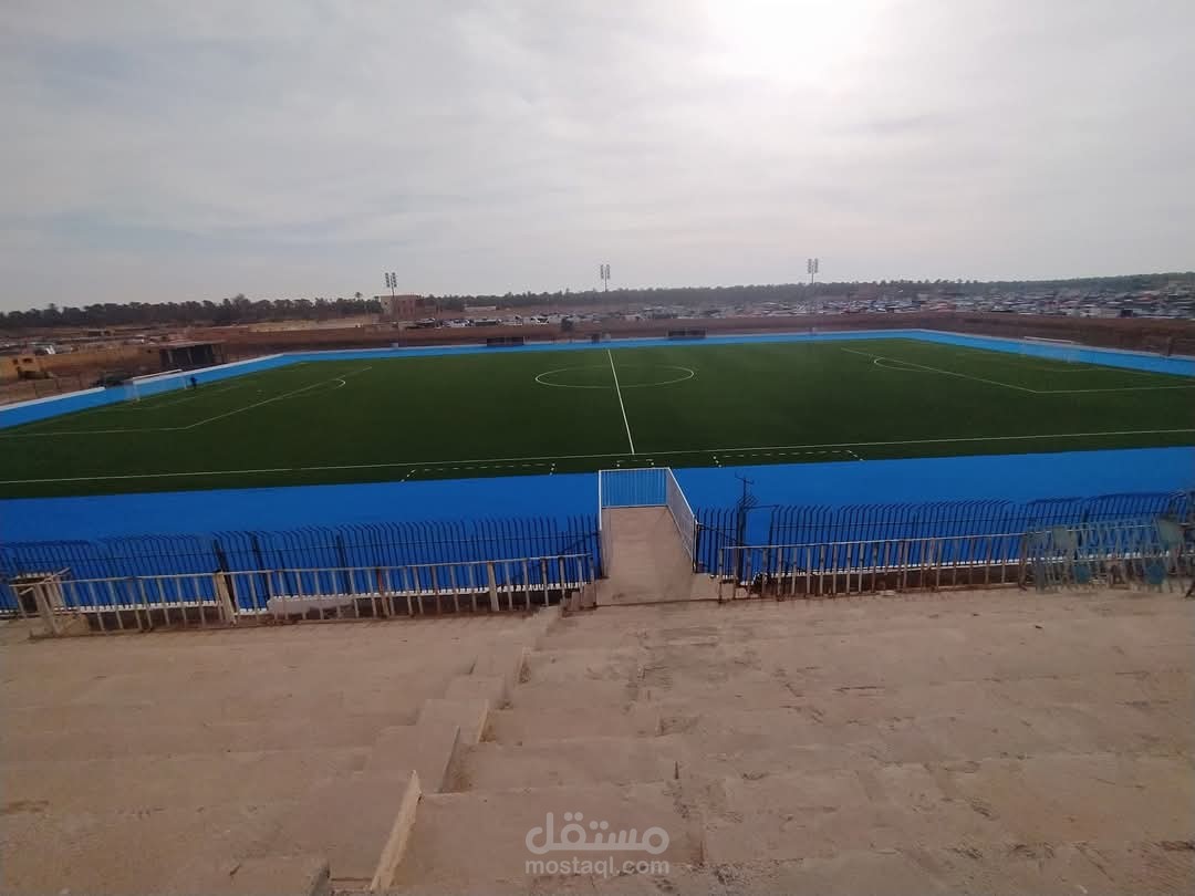 تهيئة ملعب بلدي