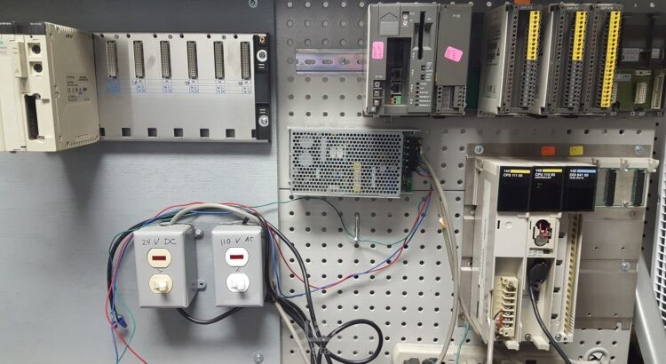 تطوير نظام تحكم PLC وSCADA كامل لجهاز Rapid Mixer Granulator المستخدم في التصنيع الدوائي