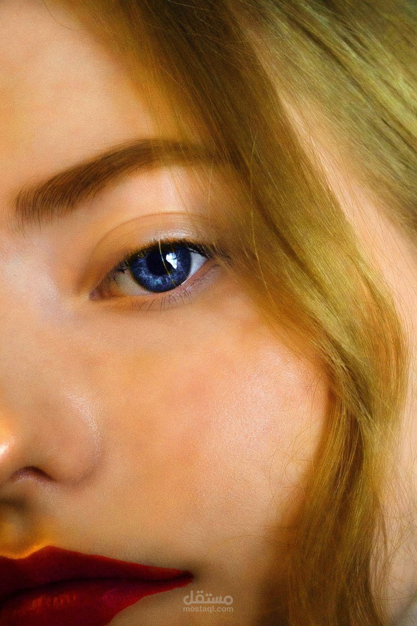 تم في هذا المشروع تنظيف بشرة وتنعيم الجلد باستخدام الفوتوشوب