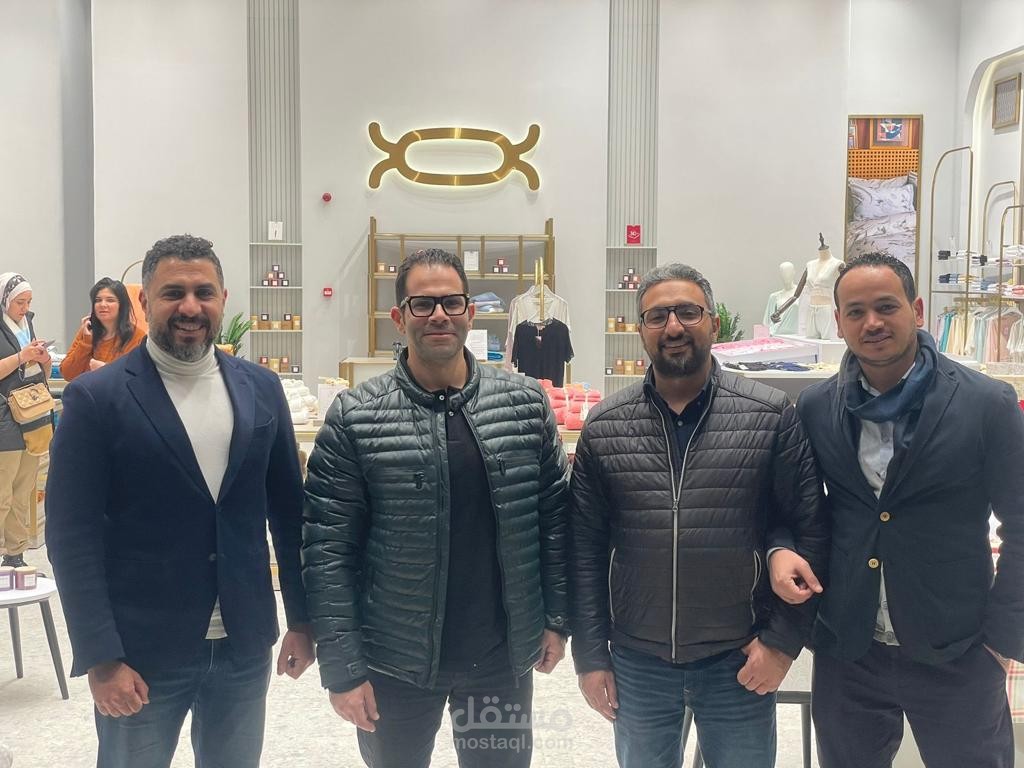 اضافة جديدة الانجازاتناوتصميم سلسلة محلات جديدة من اعمال Architect AYMAN HAYTHAM