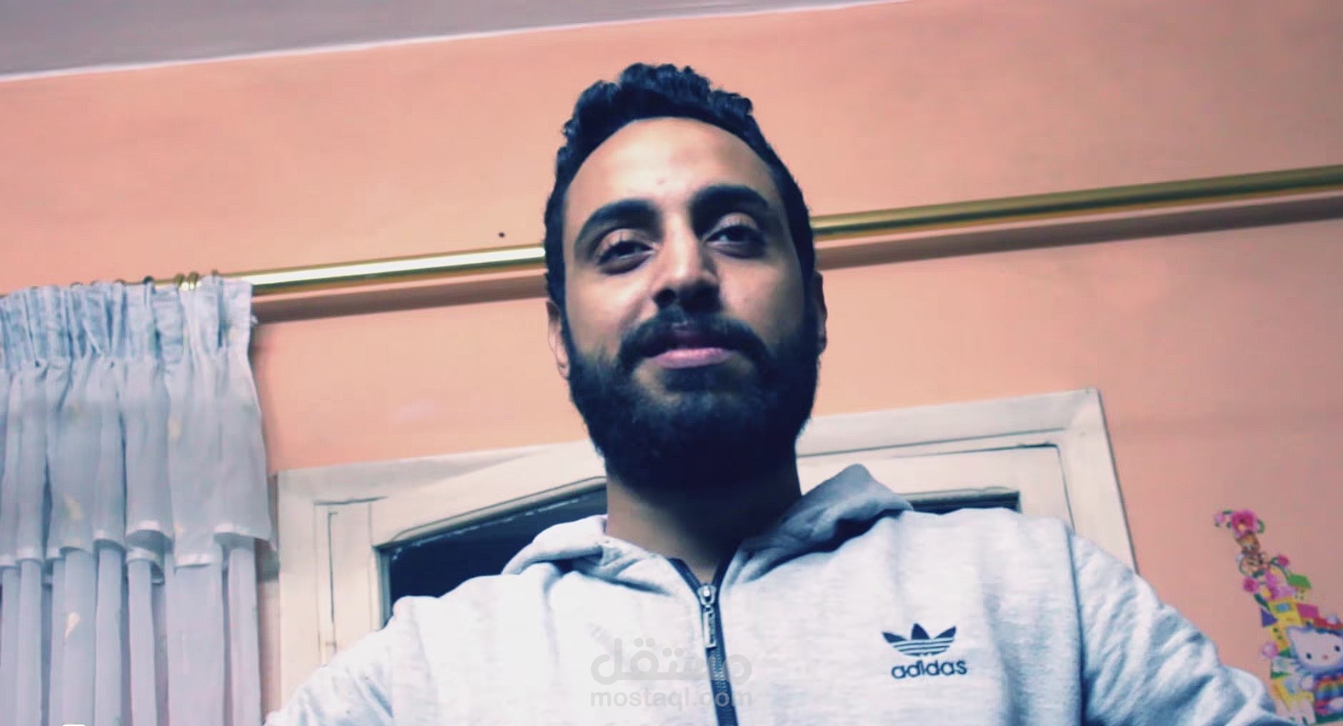 (ادم ) فيلم قصير