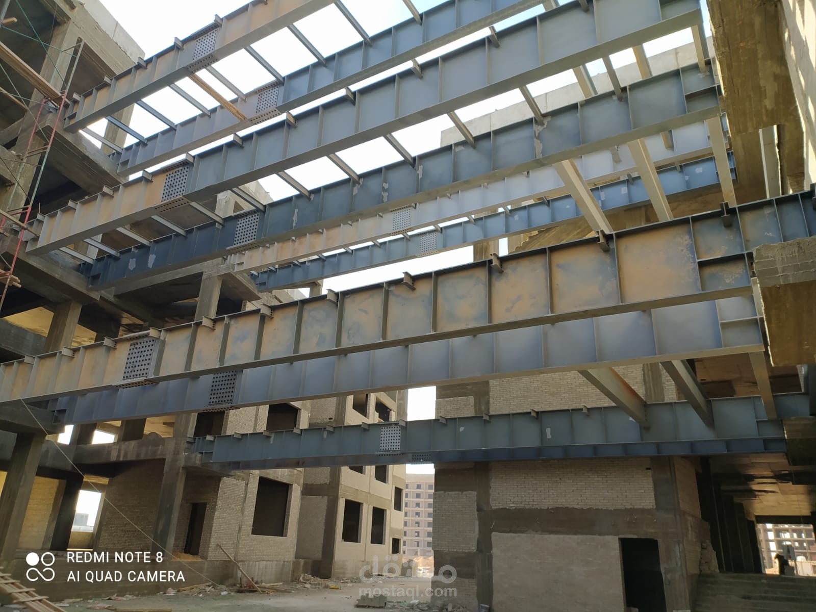مهندس مدني حر واستشاري في مدارس دوليه
