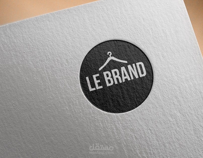 لوغو محل ثياب