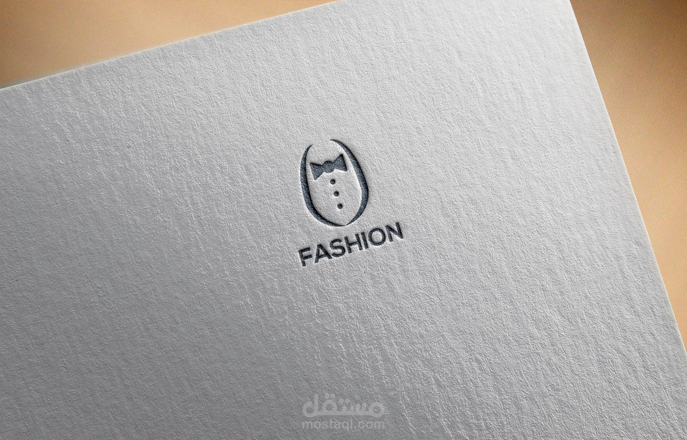 تجربة عمل لوجو ماركة ملابس (جاهز للتعديل)