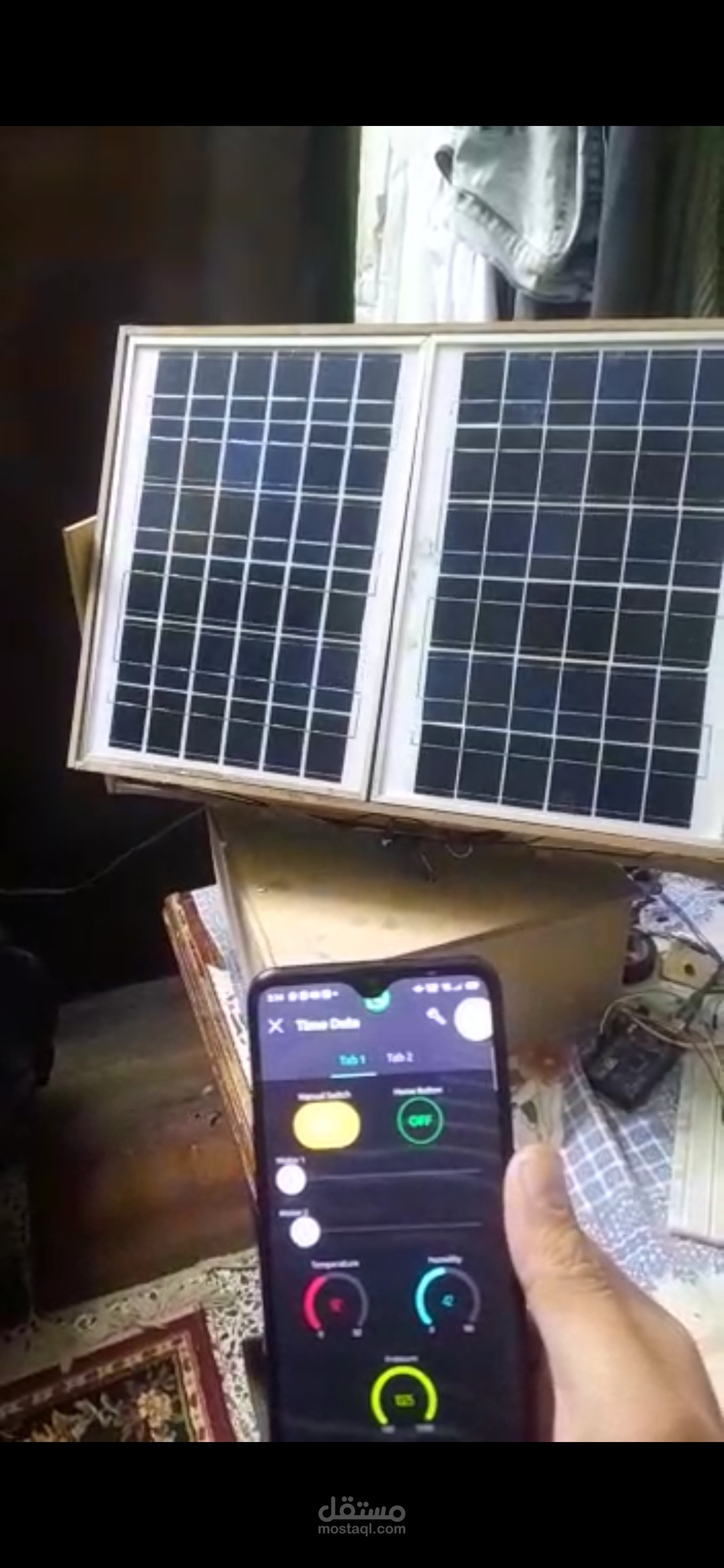 Solar Panels Tracking System