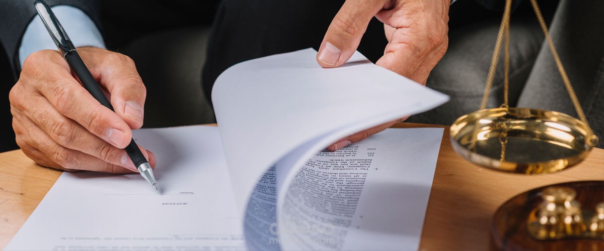 صياغة عقود في كافة المجالات