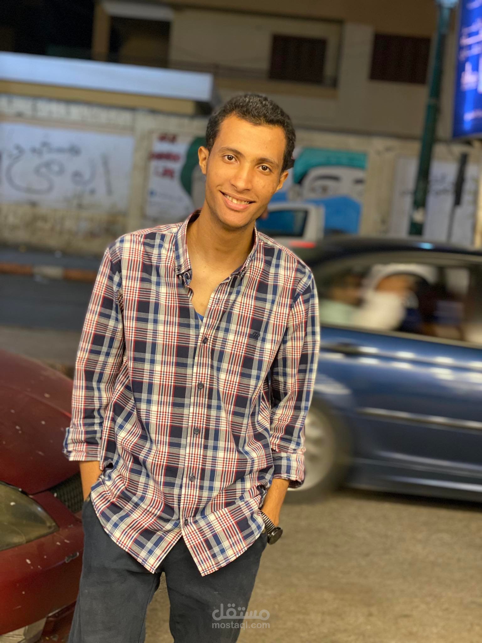 ادخال بيانات وتحليلها بشكل دقيق