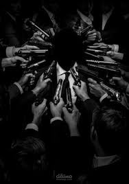 بحث لغوي في عقود العمل