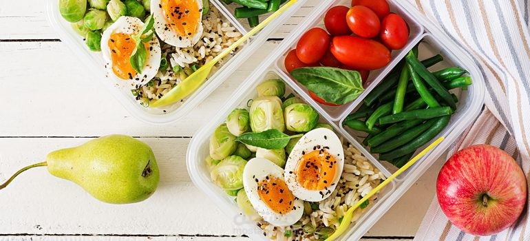 كتابة مقال إحترافي مراعي لقواعد السيو باللغة الإنجليزية عن عادات الطعام الصحي