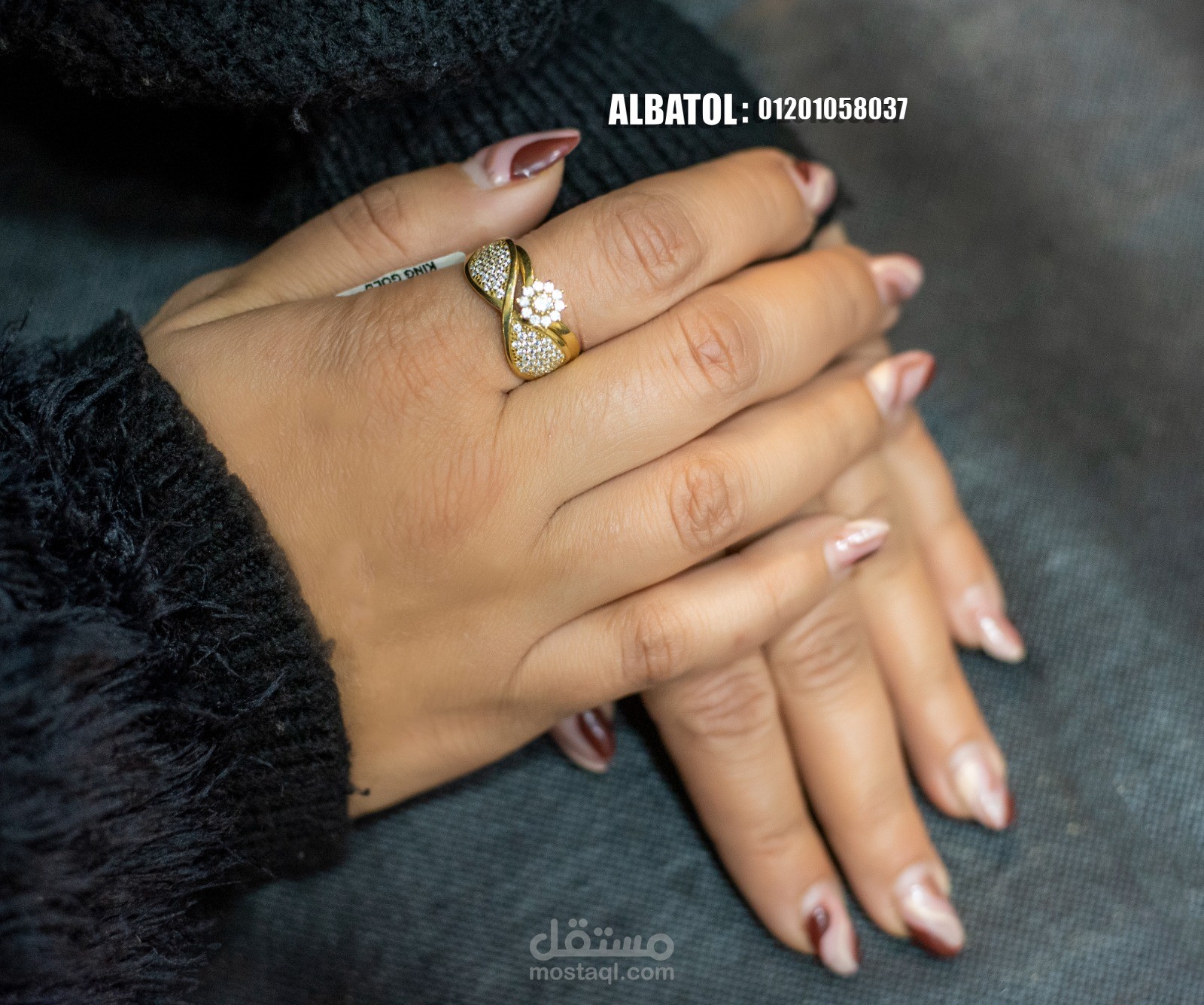 تصوير منتجات الدهب