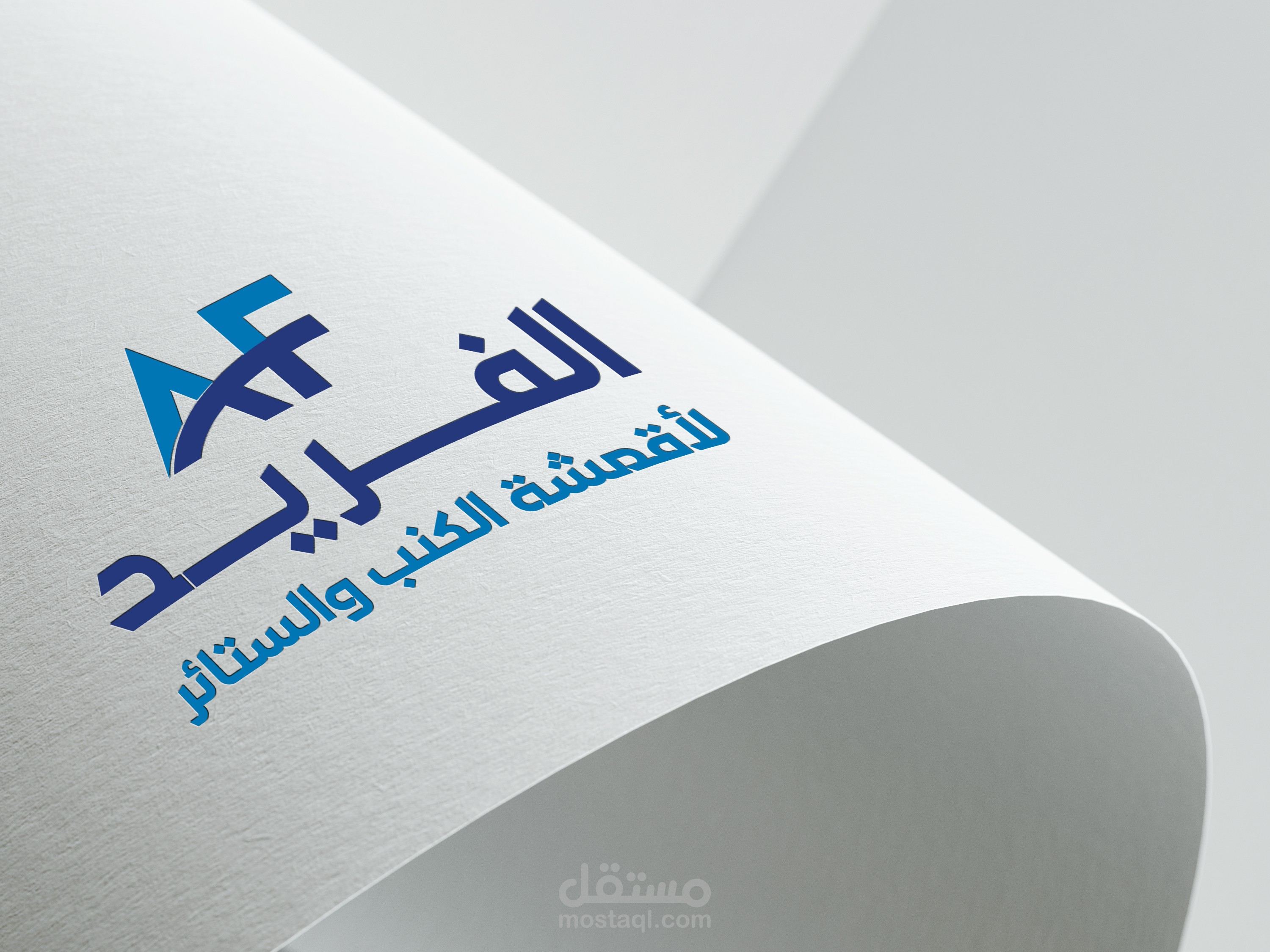 مجموعه متنوعة من تصميمات سويشال ميديا واللجو