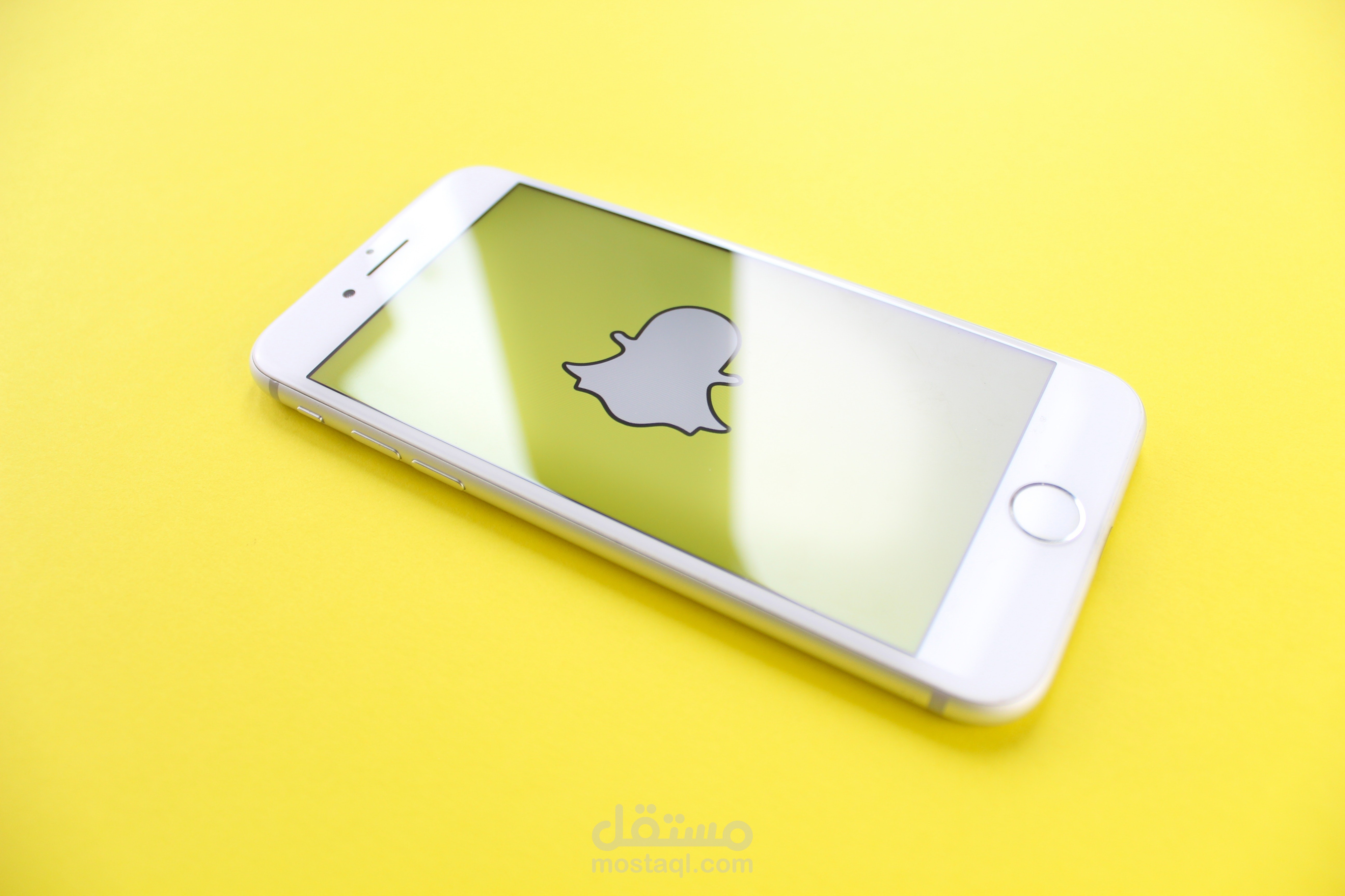 انشاء وإدارة حملات اعلانية على منصة Snapchat لشركة العون للعود