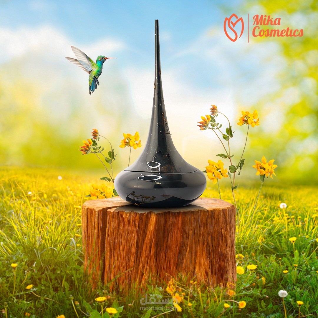 تصميم لوجو + تصميمات سوشيال ميديا لشركة Mika cosmetics