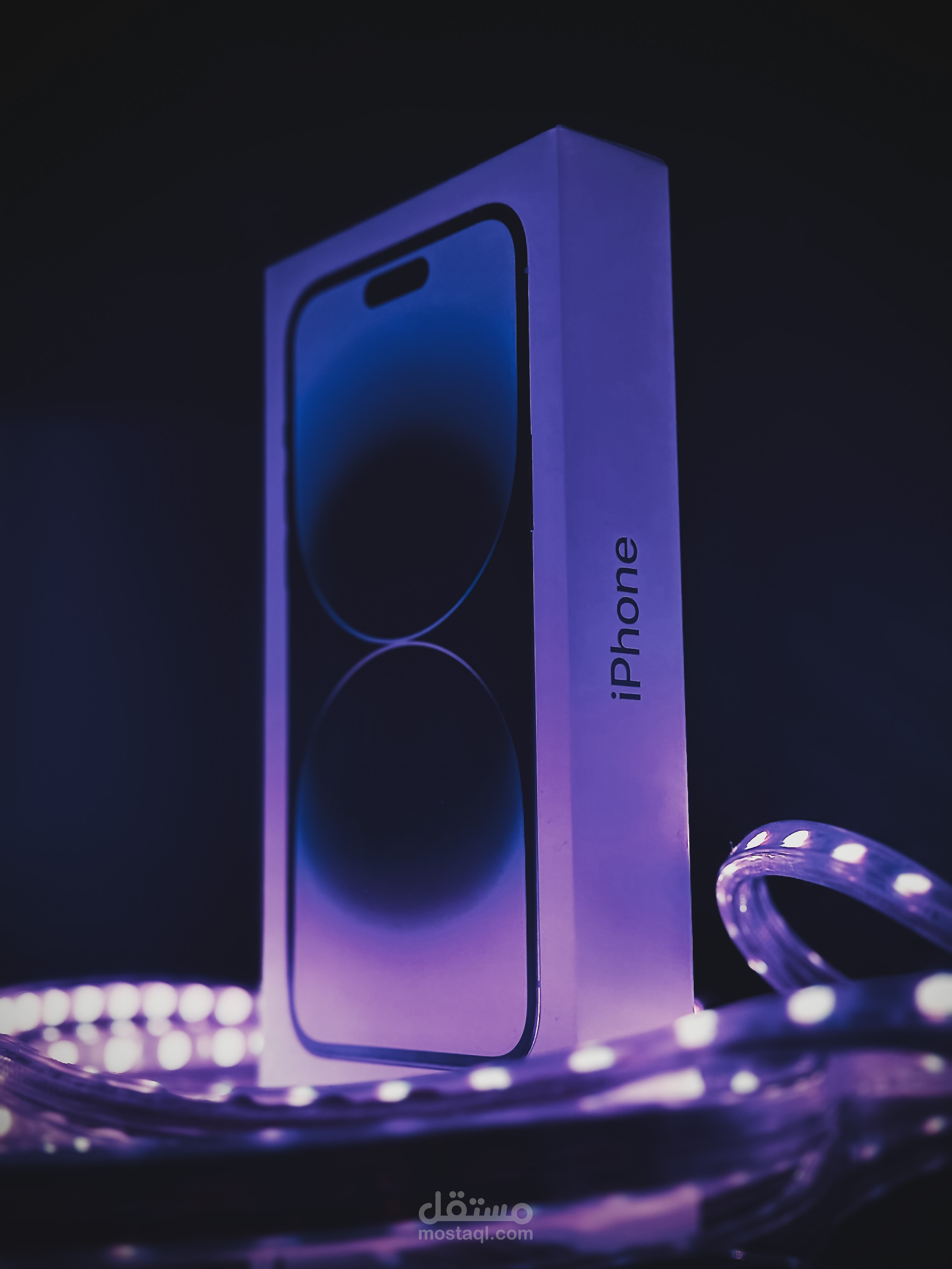 صورة لهاتف ايفون ١٤