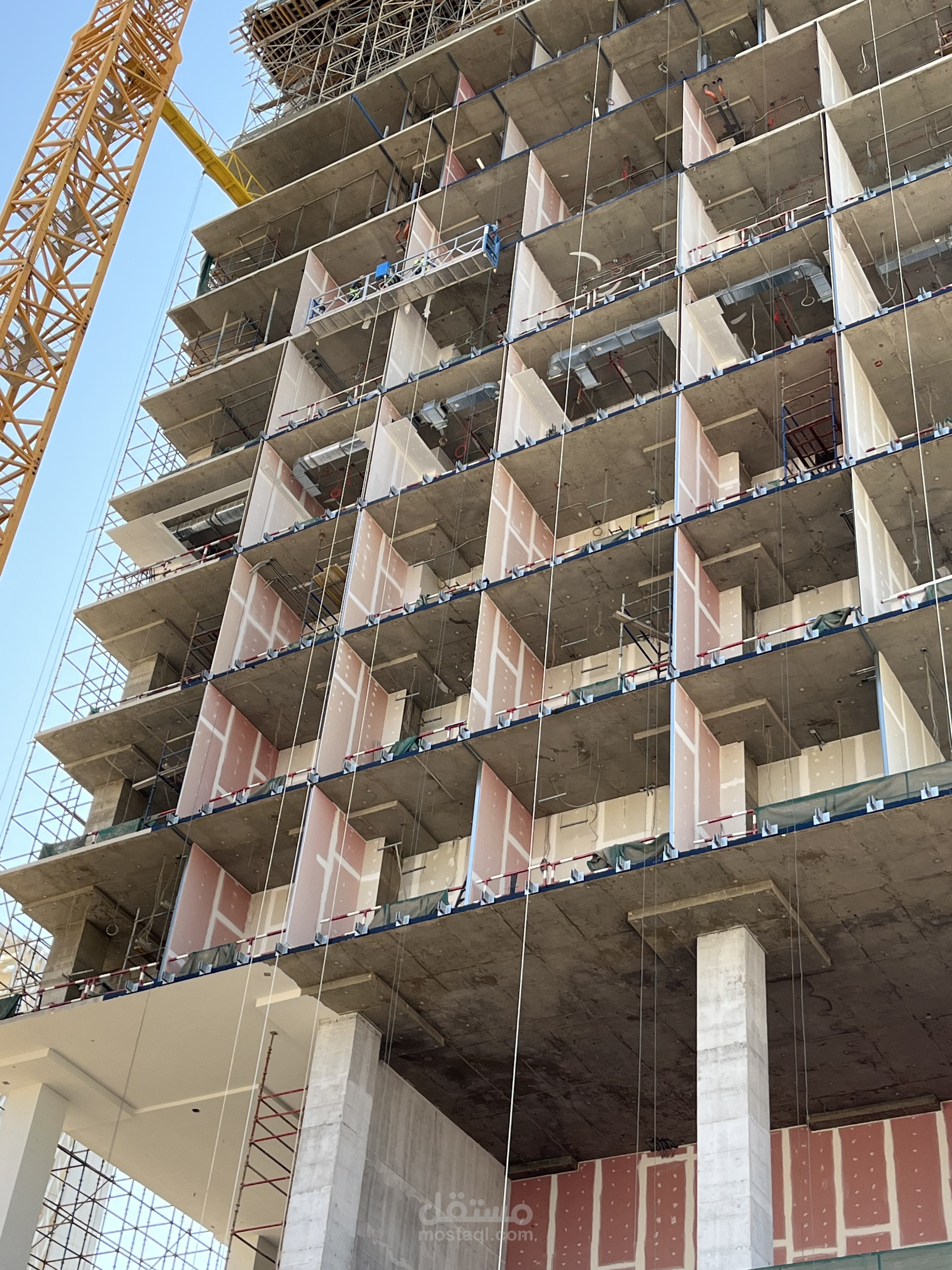 تصميم وتنفيذ مبنى الادمن ادارى بالحرس الوطنى بالرياض