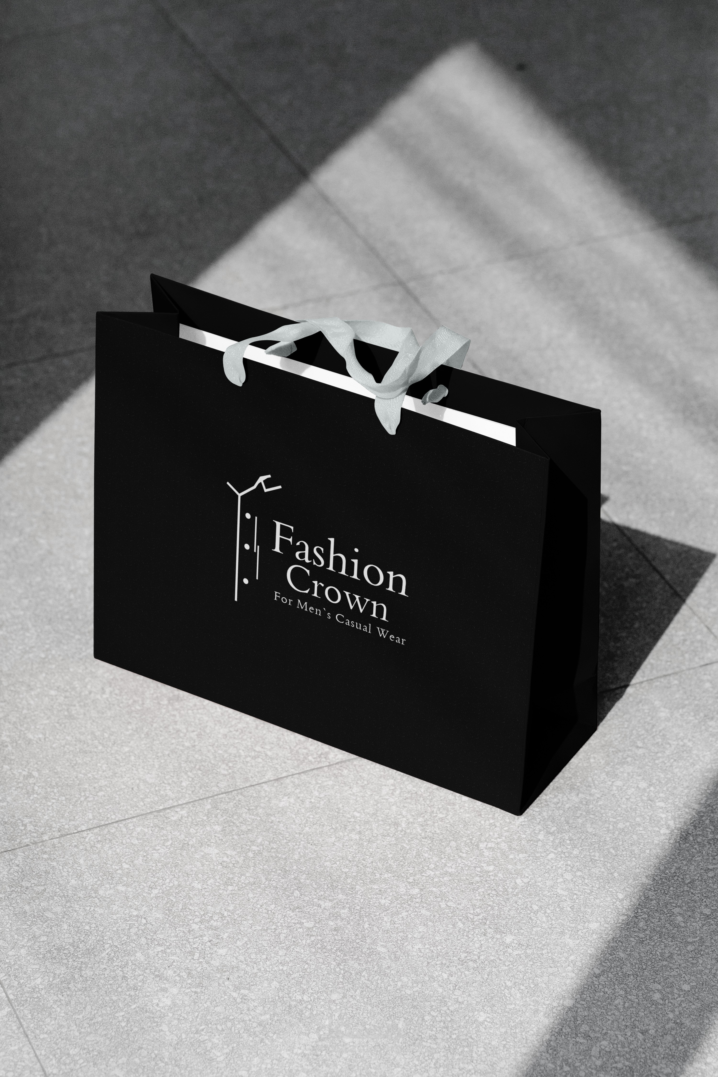 Logo design for fashion crown store