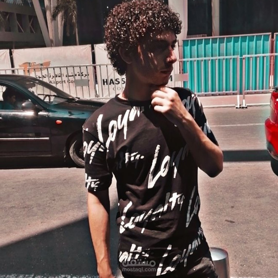 مترجم و كاتب معتمد