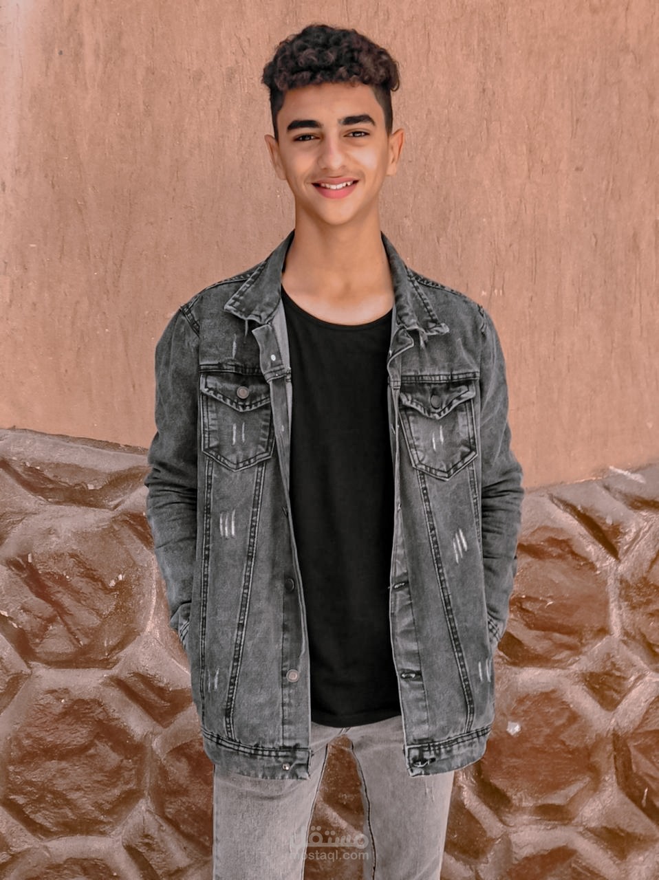 صوتيات وانتاج فديوهات وتصميم ومنتاچ