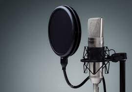 voice over  باللغه الانجليزية