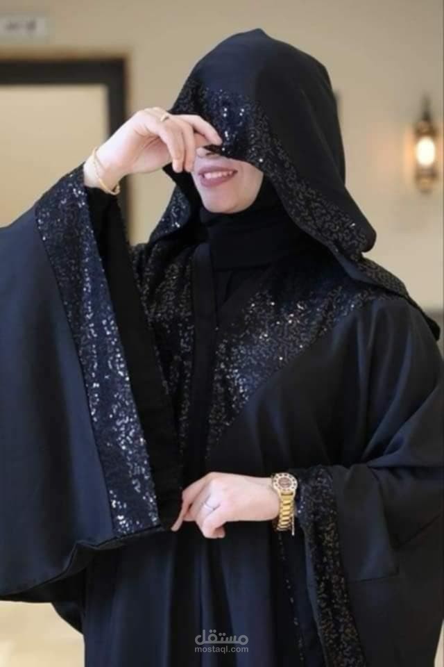 مندوب مبيعات و افرغ صوتيات باللغتين العربية والإنجليزية
