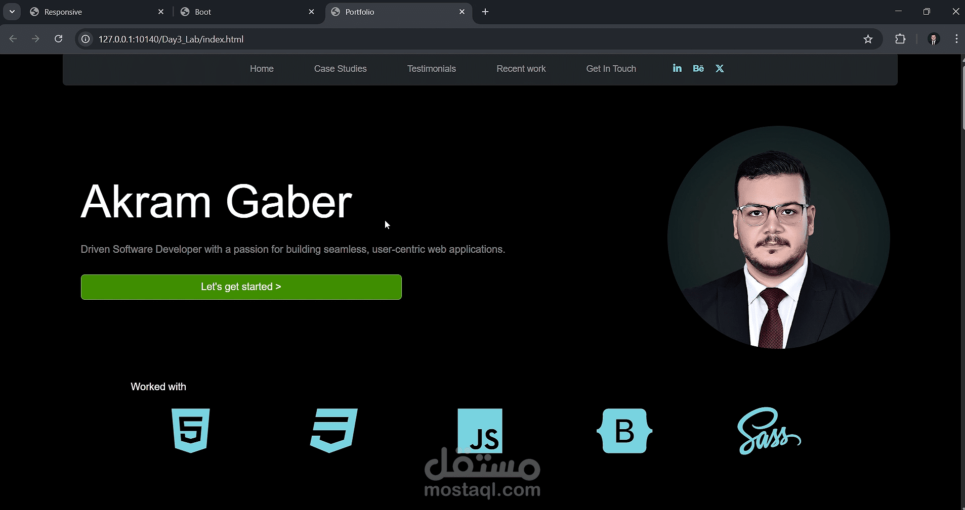 تصميم قالب ويب تعريفي احترافي ومتجاوب بالكامل باستخدام Bootstrap
