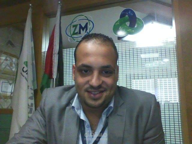 مدير حسابات الفروع في شركة زياد مرتجي ( وكيل مجموعة الاتصالات الفلسطينية )