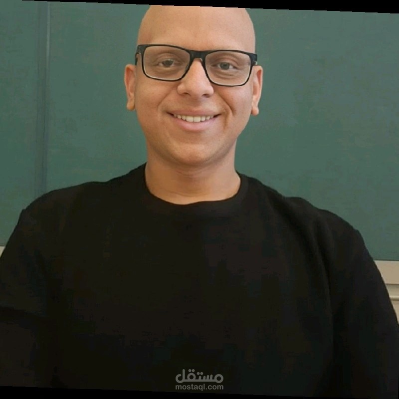 مدرب لغة انجليزية