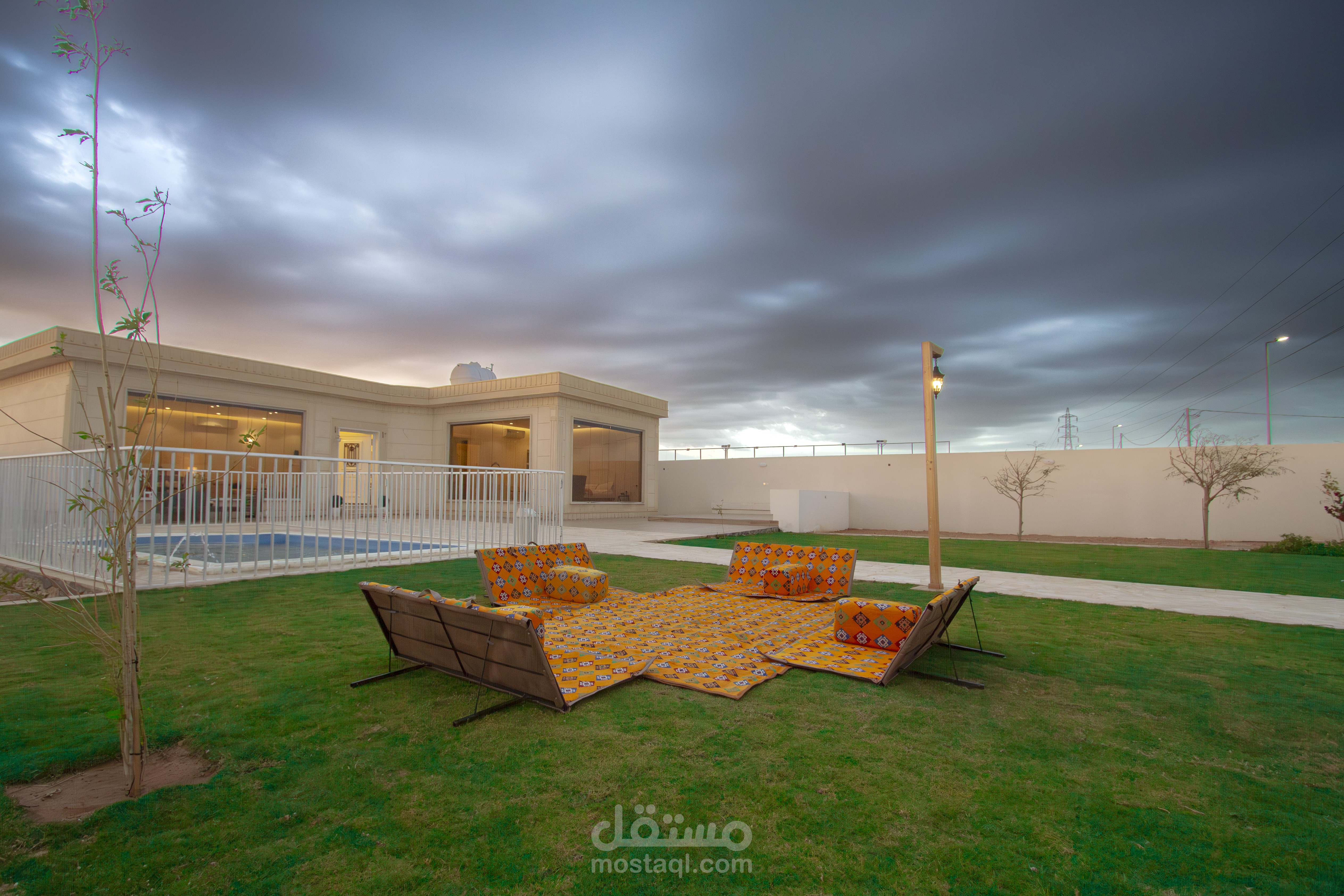 جلسة تصوير لعقار