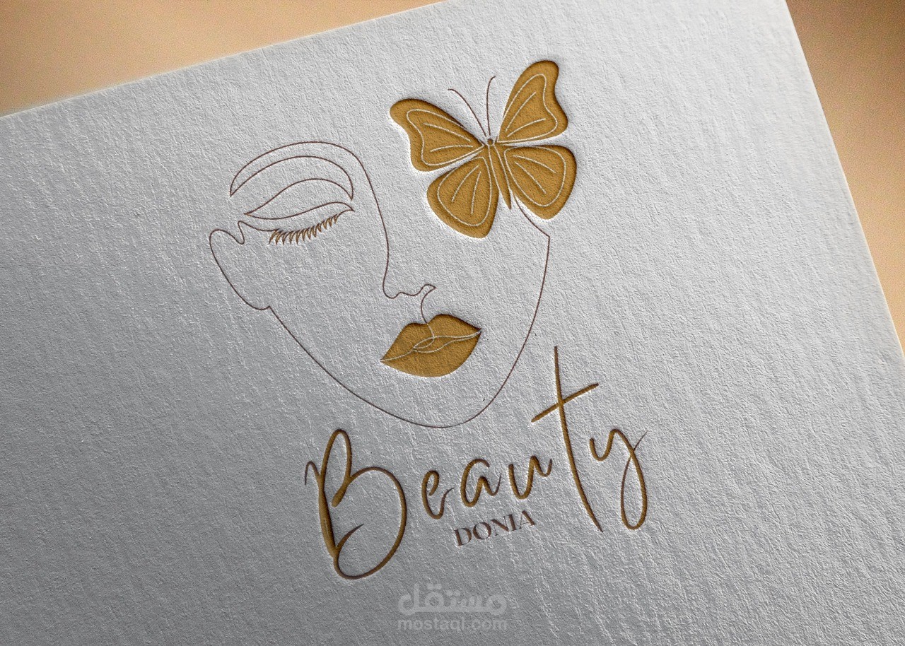 تصاميم سوشيال ميديا لمنتجات تجميل