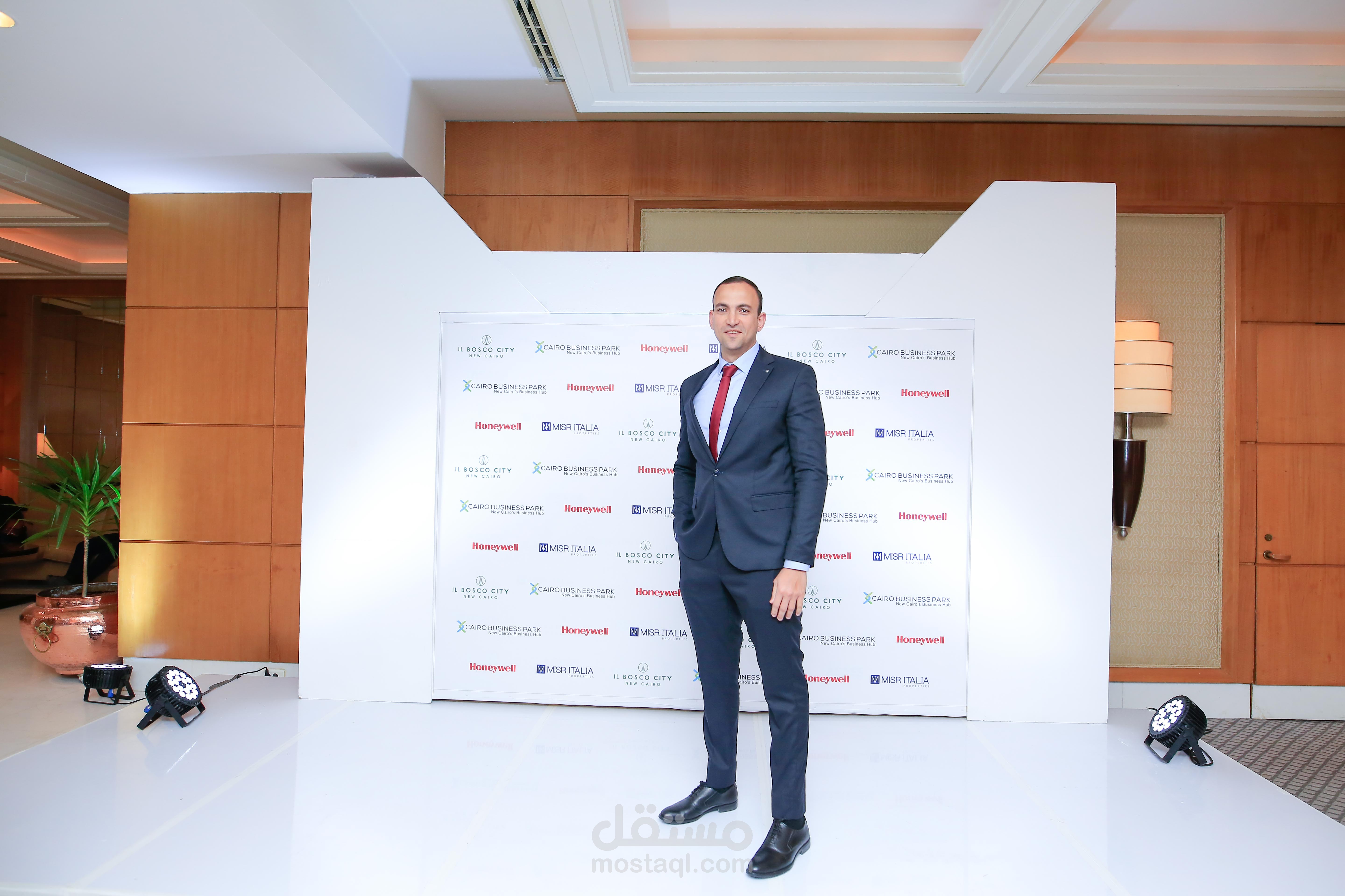 إقامة شراكات إستراتيجية