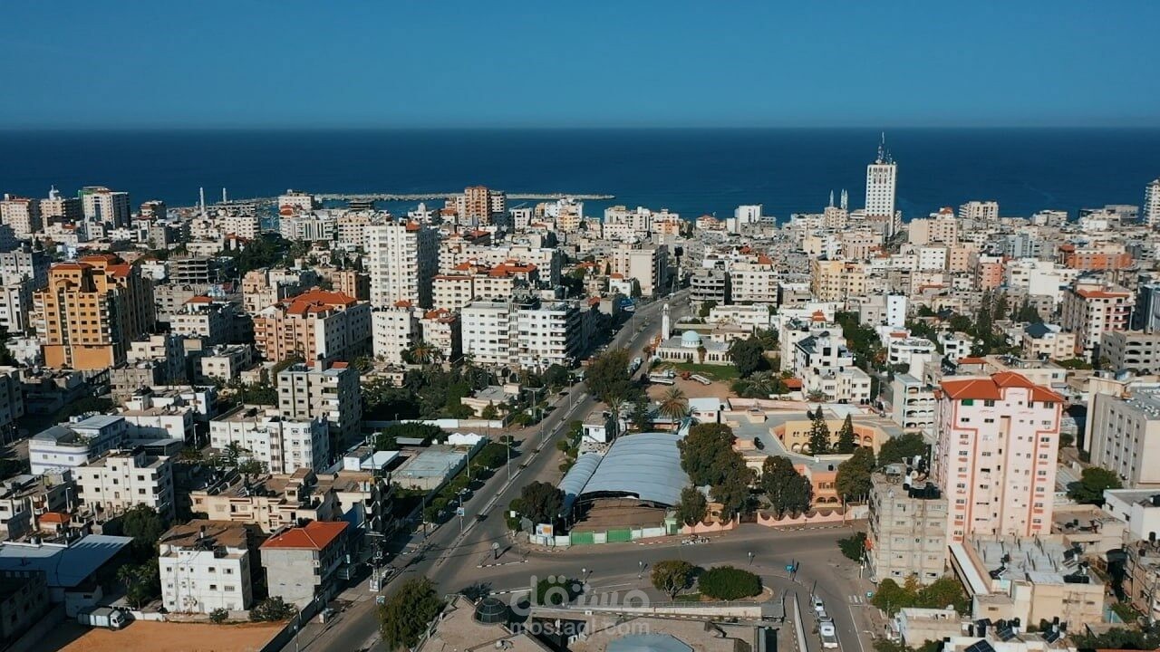 مشاكل قطاع غزة بين محاولات الحل والتفاقم خلال العام الحالي