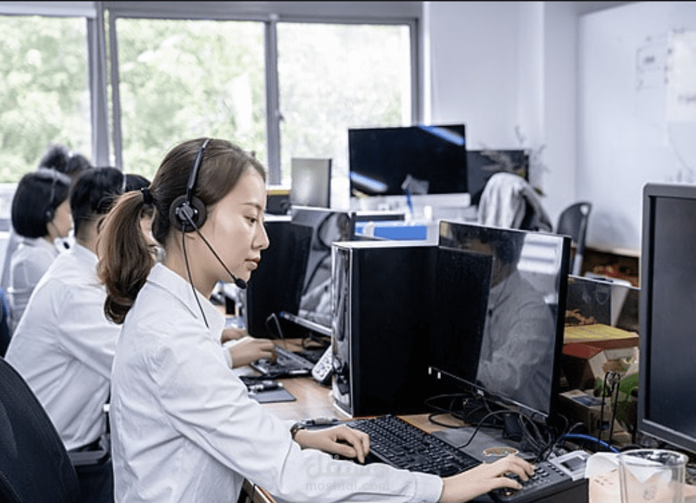 إنشاء وتطوير خدمة عملاء متكاملة للشركات