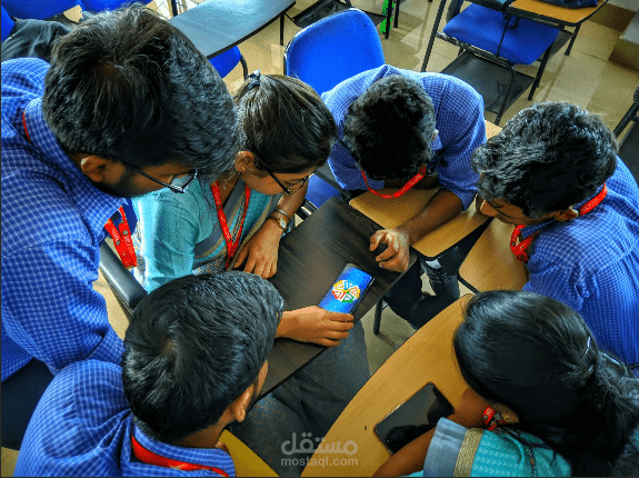 تدريب متكامل على استخدام المنصات الرقمية