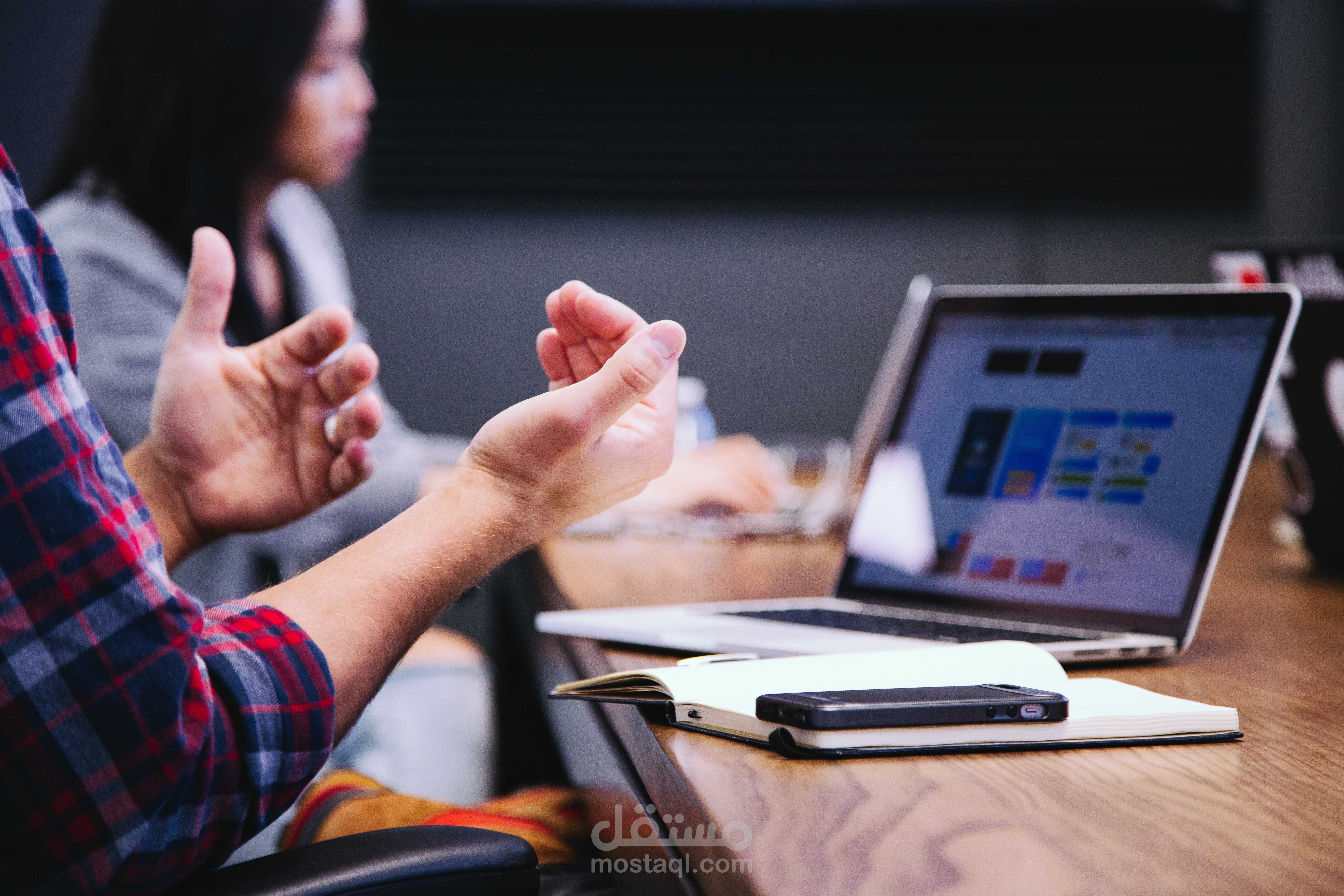 خدمة ترجمة متميزة: العربية ⇌ الإنجليزية بدقة واحترافية عالية.