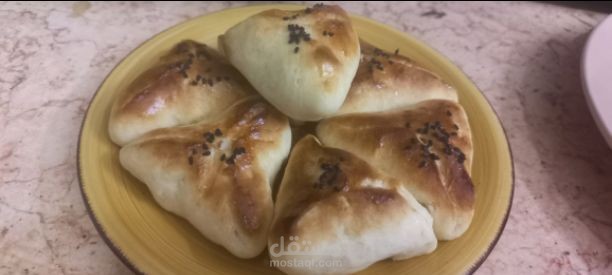فطائر بالجبنه
