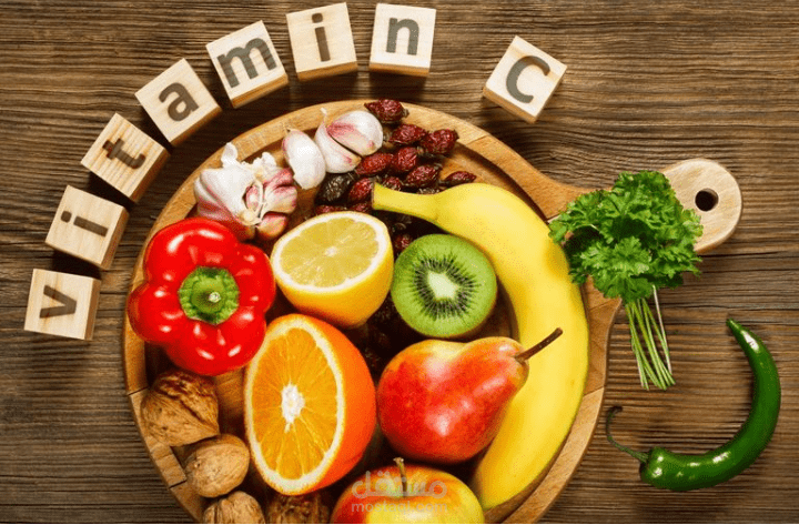 عرض بوربويبنت انفوغرافيك لمشروع تخرج عن الفيتامينات