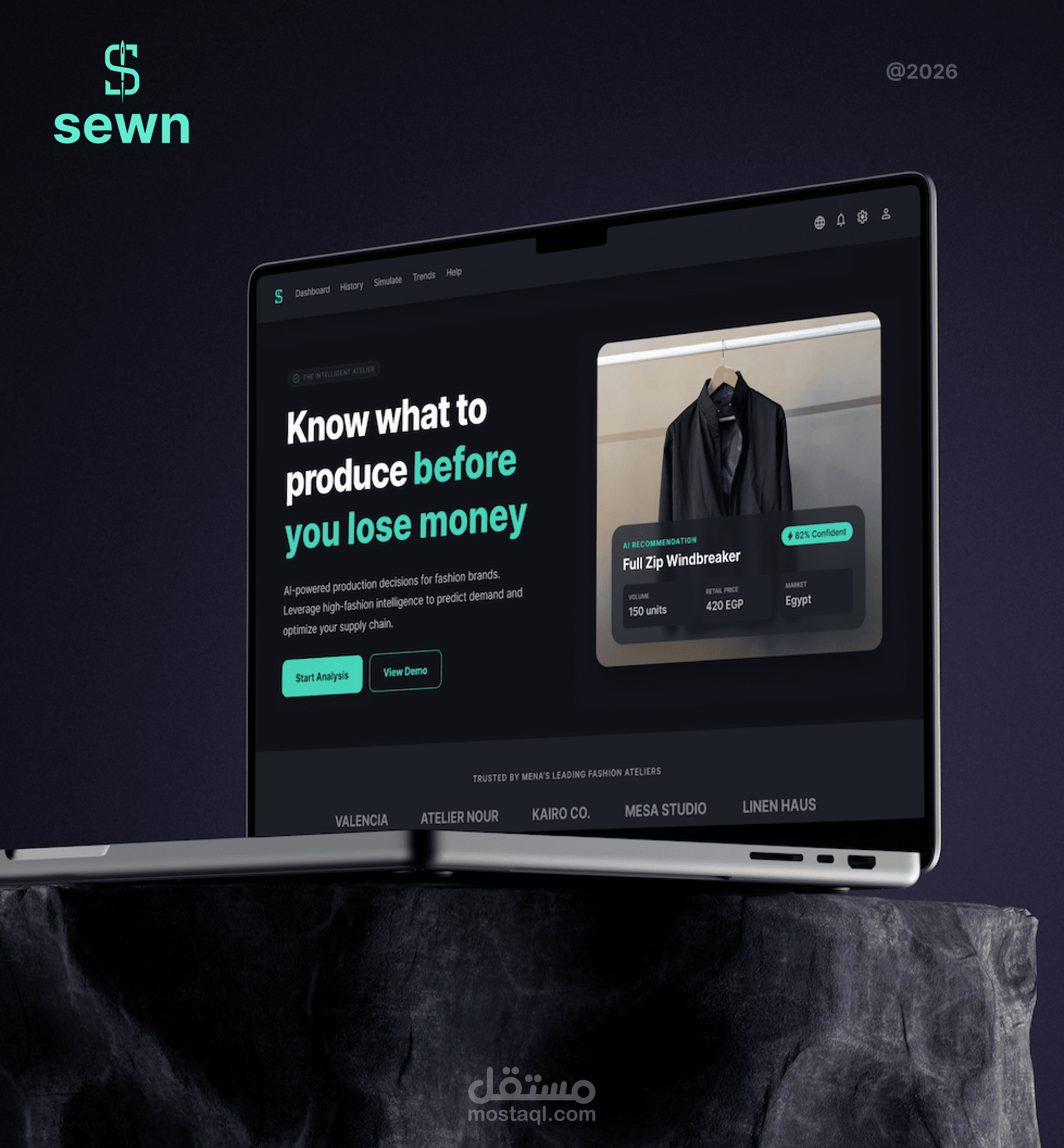 Sewn | لوحة تحكم B2B مدعومة بالذكاء الاصطناعي لتحليل مشاريع الأزياء
