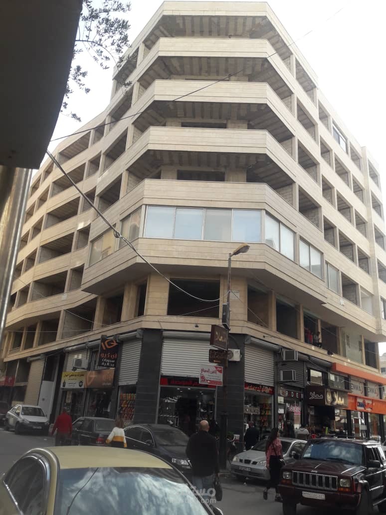 تنفيذ و إشراف بناء