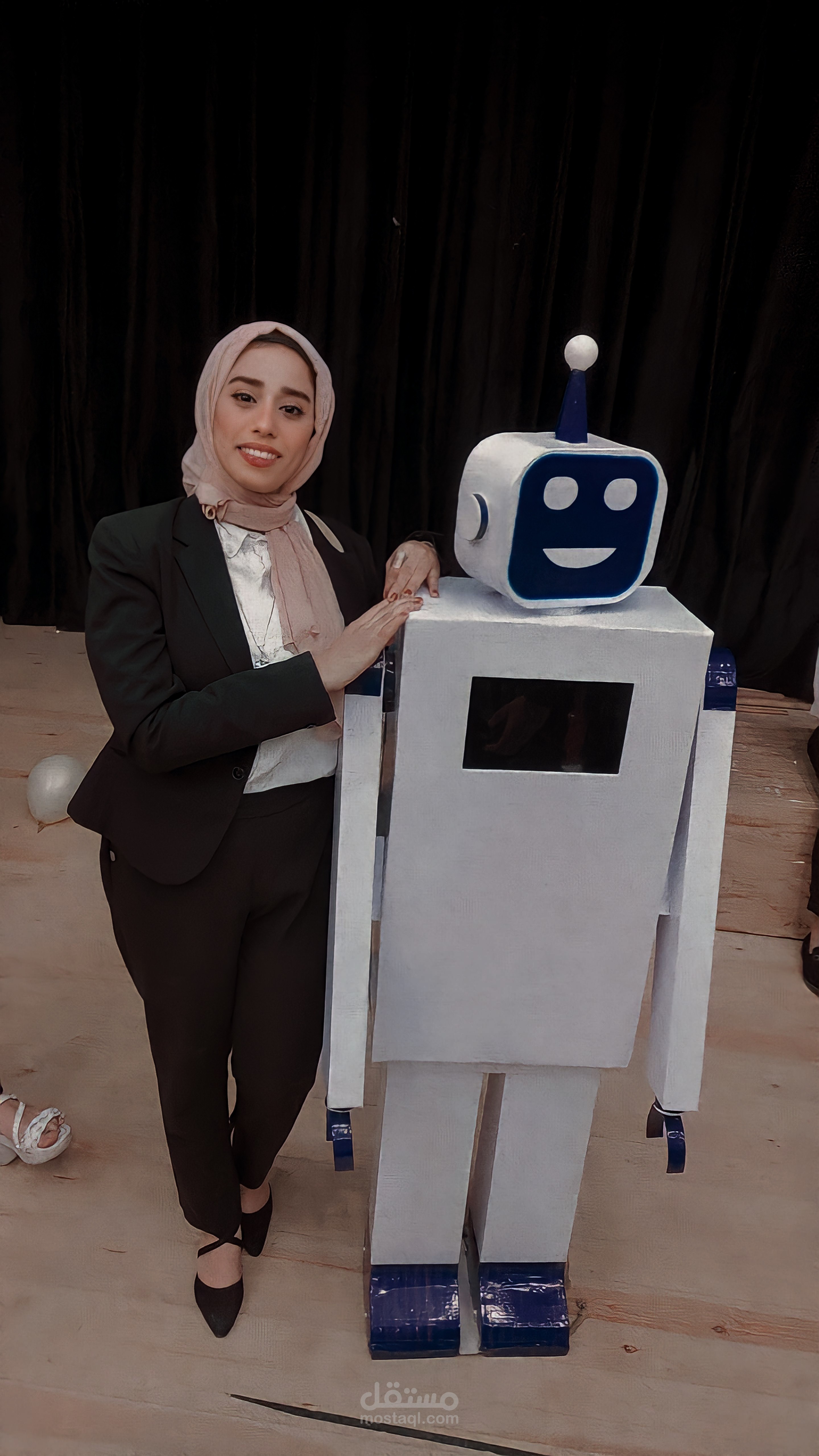 مشروع تخرج ربورت الكترونى
