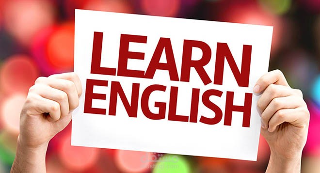 تدريس اللغة الإنجليزية حسب المنهاج الدراسي او بعيد عن المنهاج باستخدام جوجل ميت او الزوم