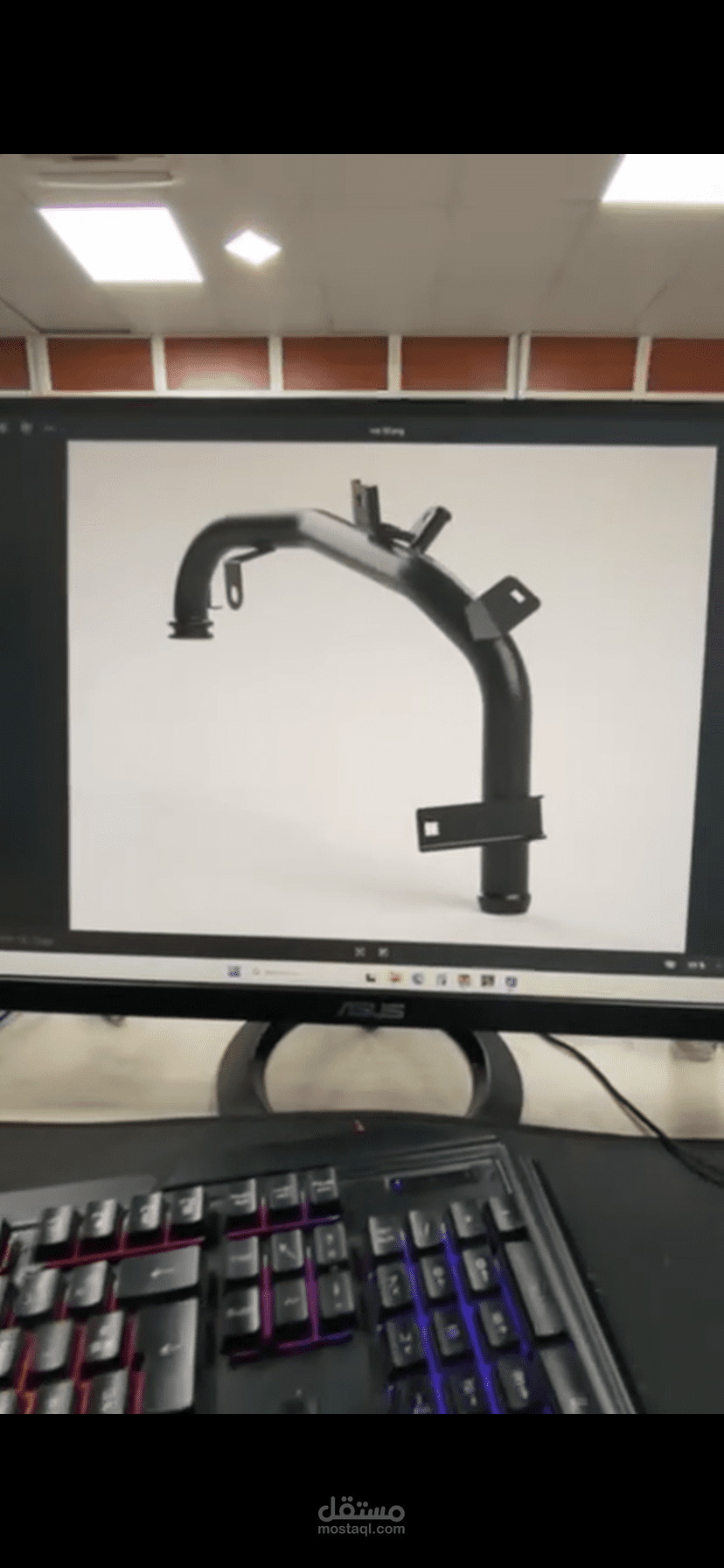 تصميم CAD انابيب للمبرد المائي الخاص بالسيارات
