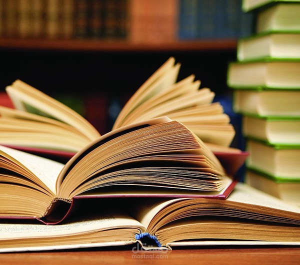 تلخيص كتب عربية أو إنجليزية مع مراعاة الحفاظ على الجوهر والمضمون