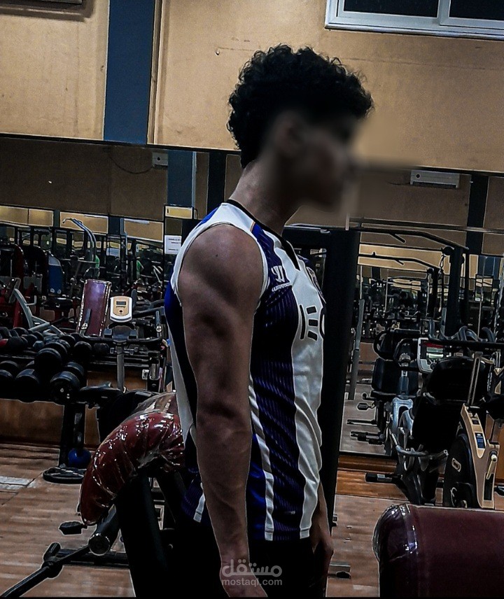 مدرب كمال اجسام و تعديل فيديوهات و صور و انشاء شعارات