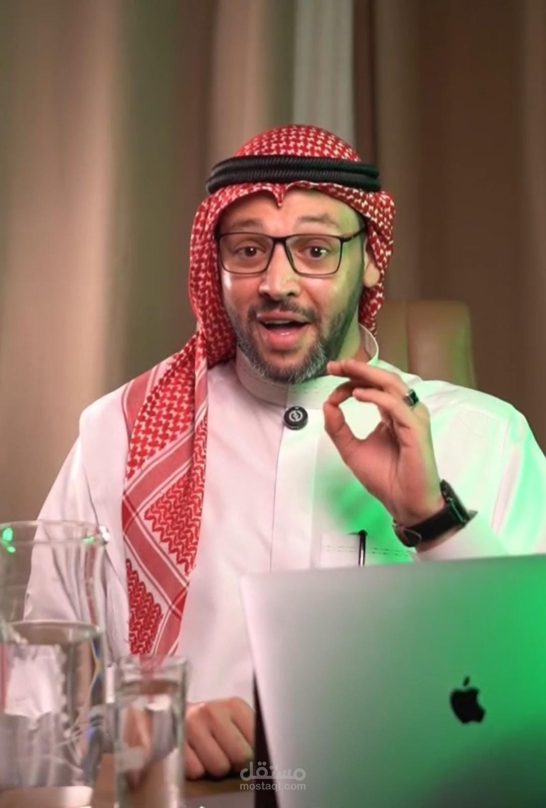 عمل مُنظم واحترافي لتصوير خدمات ومنتجات تنظيف لشركة ( هاي كلاس ) بالخليج داخل استوديو احترافي وفريق متكامل.