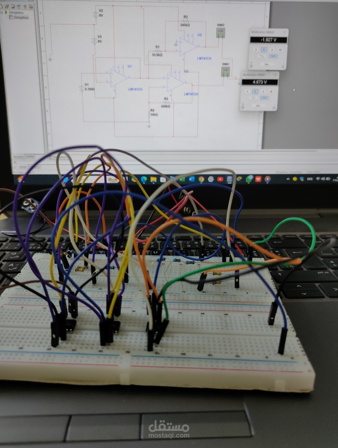 Voltage amplifier circuit using op amp