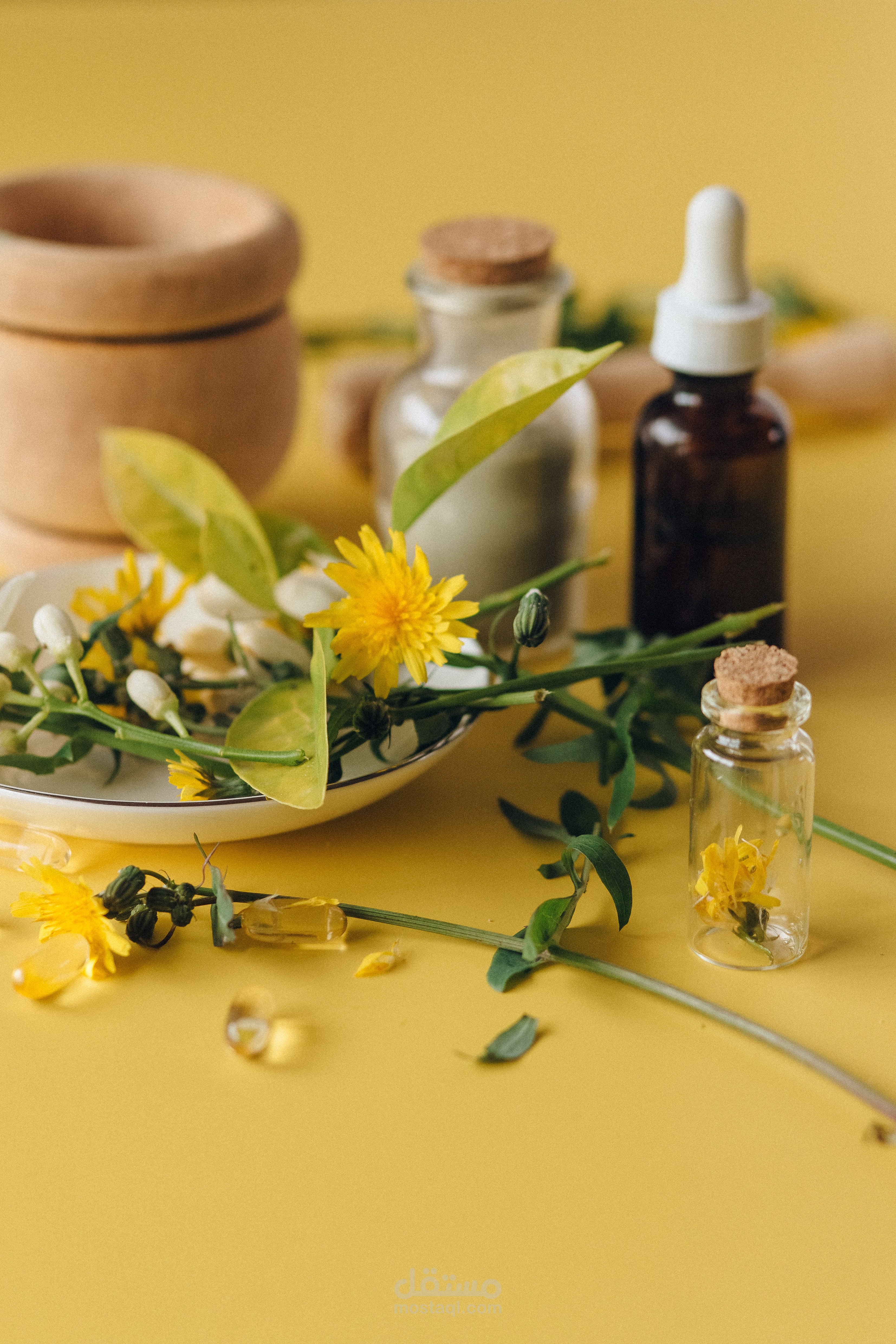 The Best Natural Remedies For Pimples And Dark Spots on skin